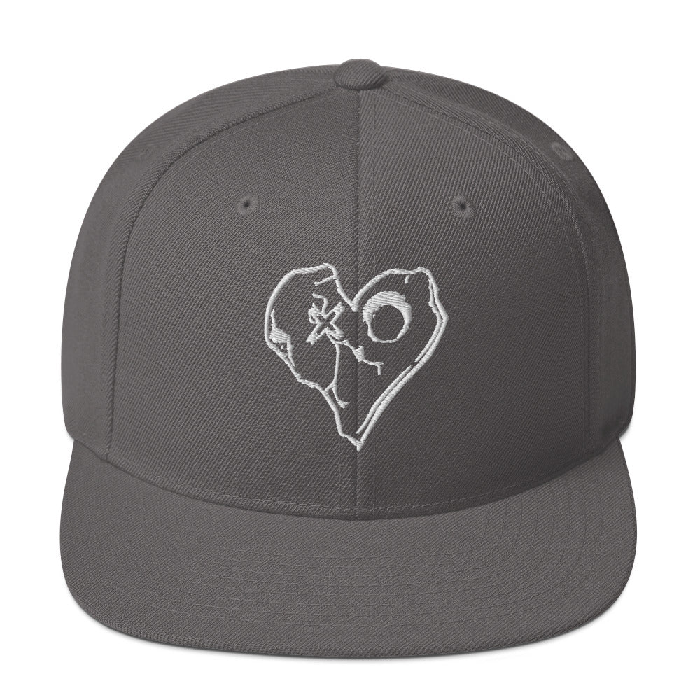 SKULLY HEART Snapback Hat
