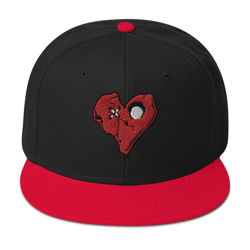 RED SKULLY HEART Snapback Hat